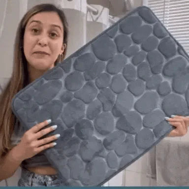 Cobblestone Embossed Versatile Mat